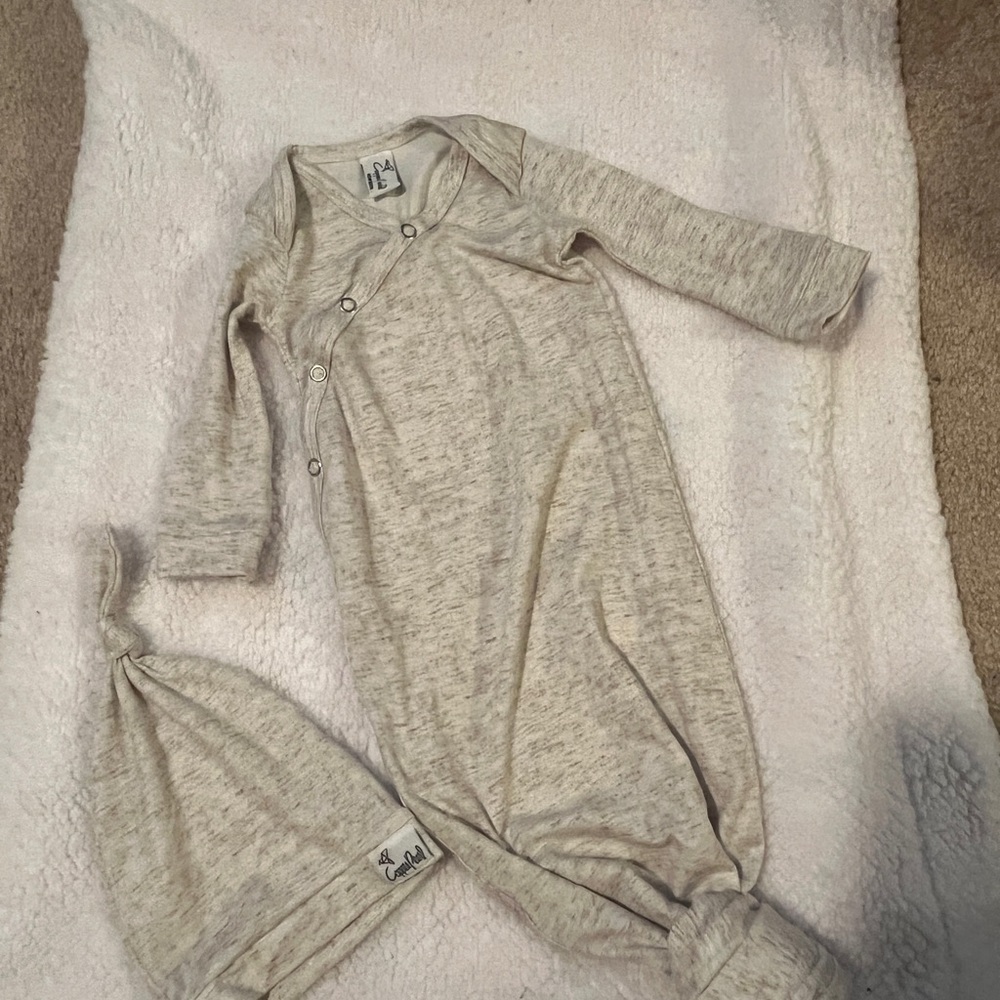 Copper pearl newborn gown & hat